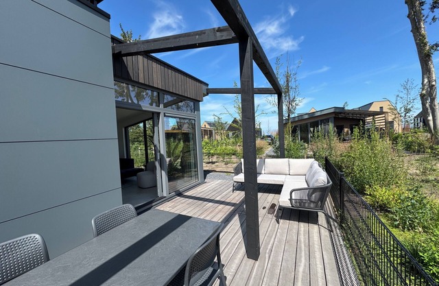 Experience the luxury and comfort of Chalet Suydersee Huys No. 462
