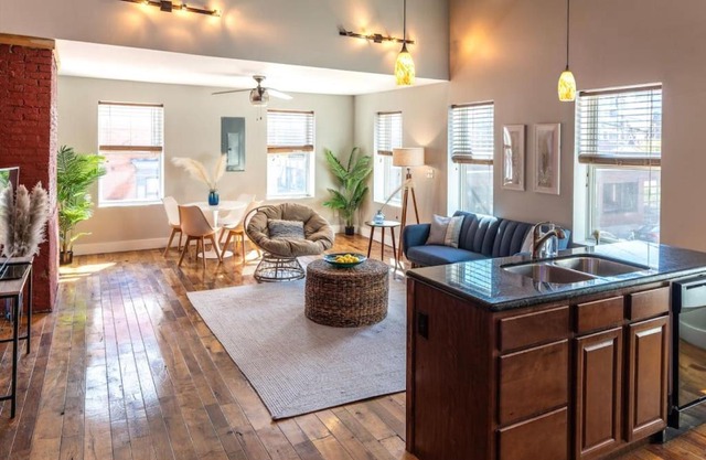 Explore OTR and Downtown from Broadway Lofts
