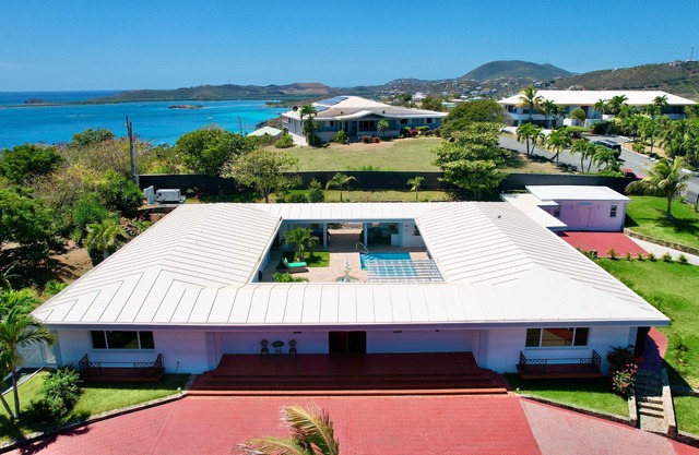 Exquisite Courtyard Villa on St. Thomas East End/Ocean Views + Modern Comfort