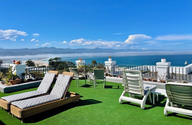 Exquisite Plett Penthouse: Landmark Luxury & Panoramic Coastal Views