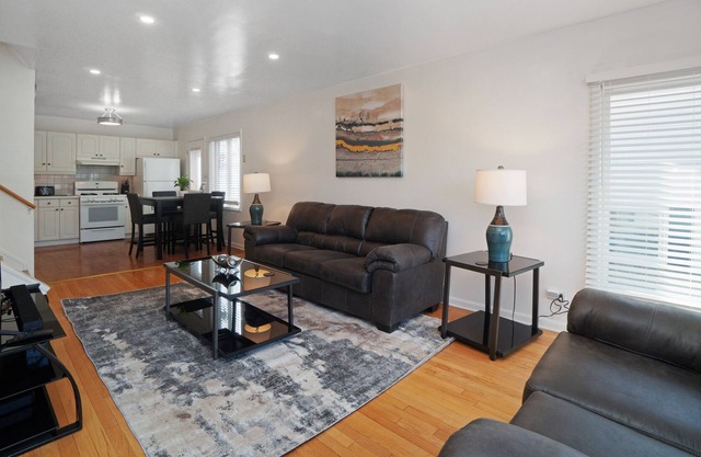 Extended Stay Elmhurst FHS Rental