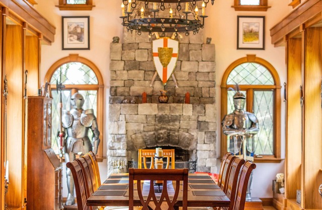 Extraordinary Medieval Castle w/Life Size Dragons!