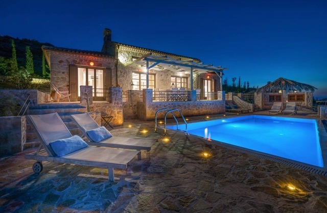 Extravagant Zante Villa | Villa Harmonia | Great Sea Views | 4 Bedrooms | Agios.