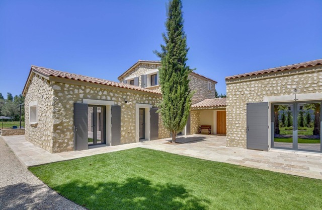 Eygalières Vacation Rental