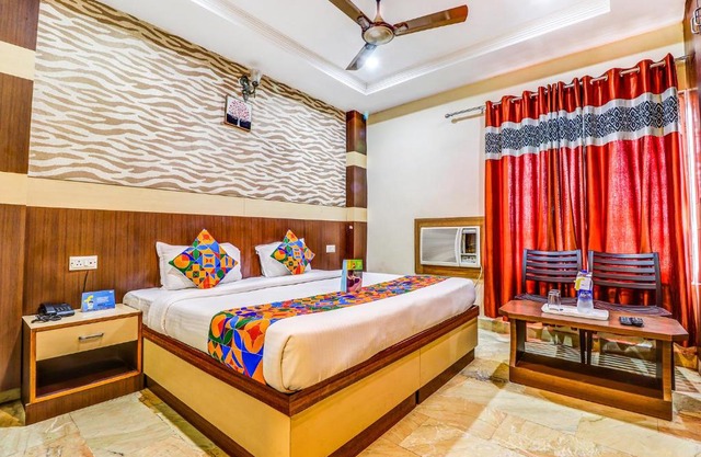 FabHotel Crystal Inn I
