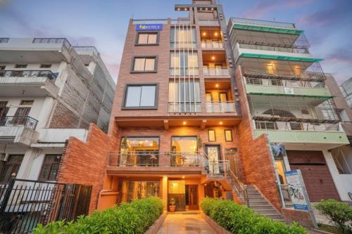 FabHotel Raghav Raj Inn