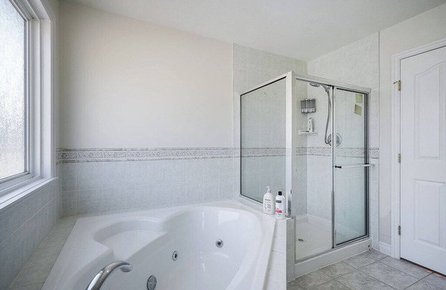 fabulous house in fabulous Surrey with AC