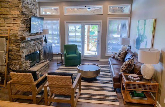 Fabulous Lake Martin Townhome with Private Dock & Boat Ramp - 30 min from Auburn