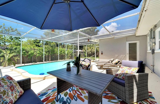 Fall Fun for All | Family & Pet Pool Retreat St. Pete