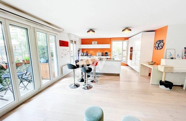 Family apartment sleeps 6 120m2 + terrace30m2 Near Parc Montsouris