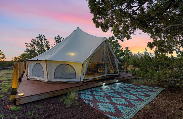 Family Bell Tent with 1 Queen + 2 Twin Beds