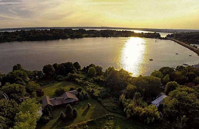 Family Compound on 3+ Acres on 250 ft of Direct Waterfront - Sleeps 14+