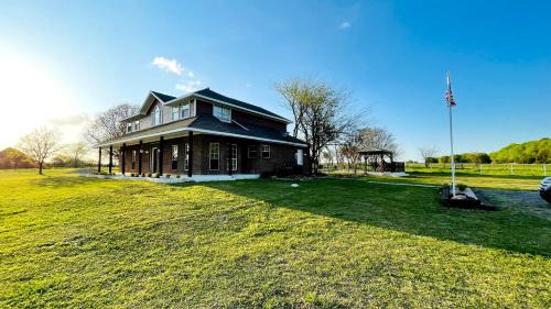 Family-Friendly Farmhouse McKinney TX