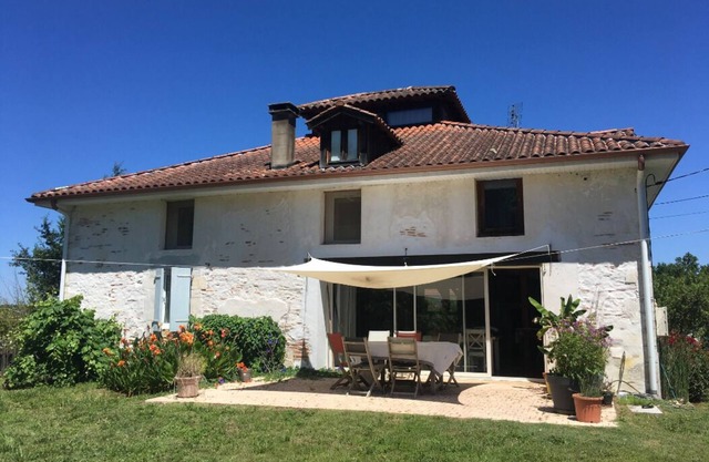 Family house in the countryside near Hossegor