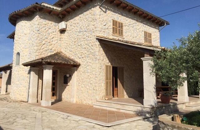 Family Villa in the center of the ISLAND!
