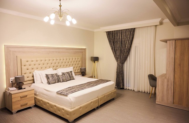 Famissi Suites 6