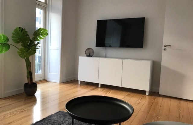 Fantastic 1-BR apartment in Frederiksberg C - 311