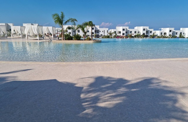 Fantastic apartment directly on the beach Breathtaking sea views, 3 bedrooms