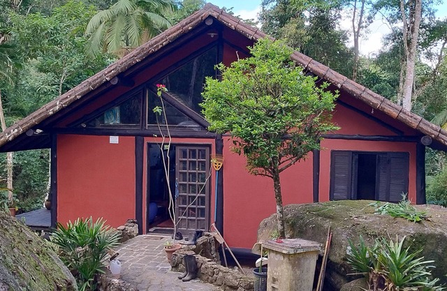 Farm in Paraty with natural pool, waterfall in the backyard, Atlantic forest!