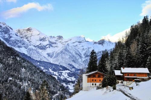 Farmhouse in Tobadill with Mountain Views