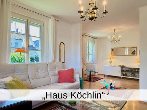 Ferienhaus Köchlin - charmante Doppelhaushälfte mit Garten und Parkplatz