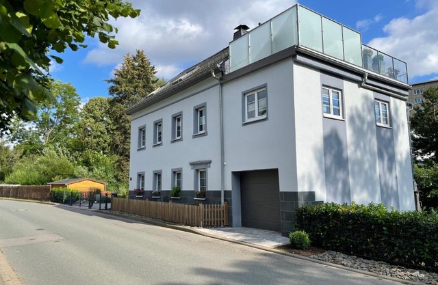 Ferienhaus Villa Adelsberg mit Dachterrasse in Zentraler Lage für bis zu 10 Personen