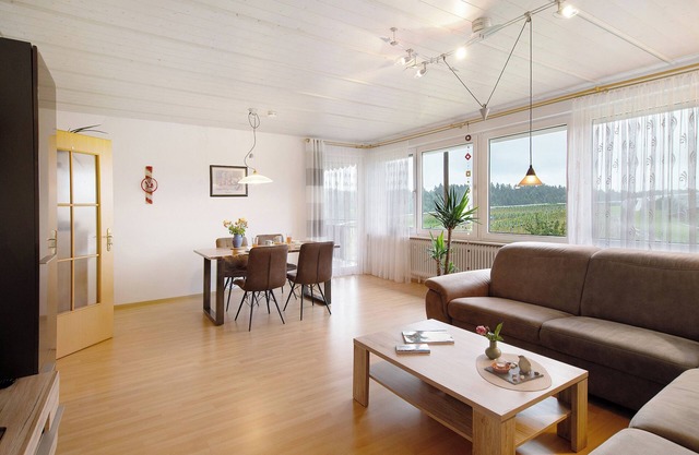 Ferienwohnung 'Die Hiemers' mit Bergblick, Gemeinschaftsgarten und WLAN