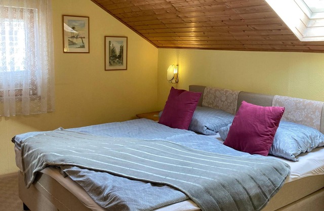 Ferienwohnung Erika, 1-2 Personen, 65qm, 1 Schlafzimmer, 2 x WC, Wlan