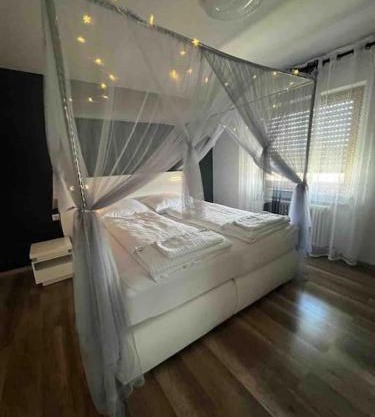 Ferienwohnung OUTLETCITY Metzingen