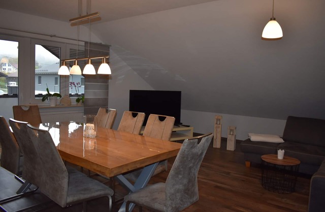 Ferienwohnung Wiedergrün 100qm , 3 Schlafzimmer für 1-8 Personen