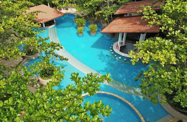 Fernvale Leisure Club and Resort