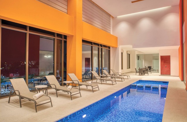 Fiesta Inn Express Puebla Explanada