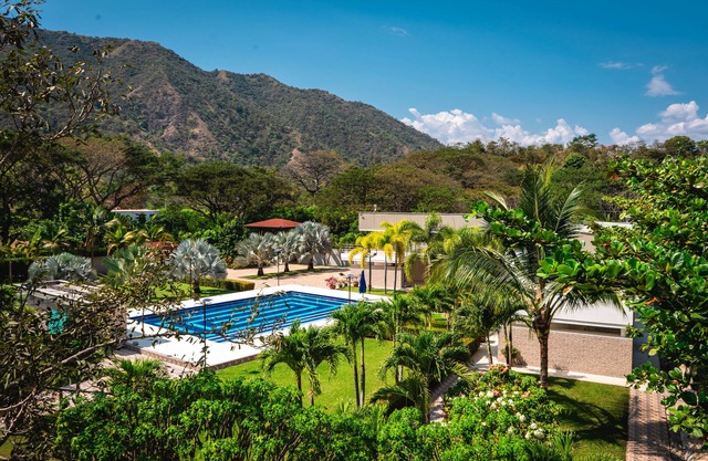Finca California, The Platinium Luxury In Sopetran