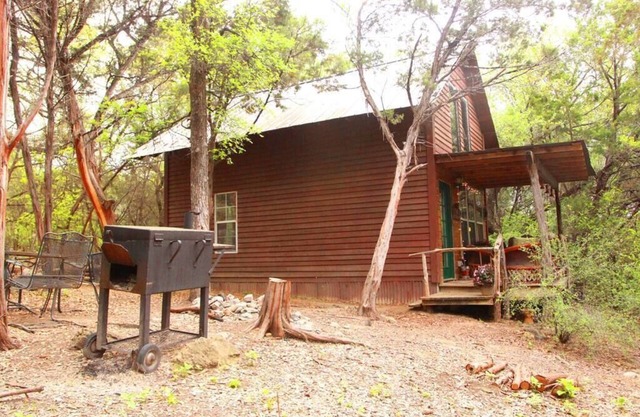 Firehouse Cabin at Hamilton Creek