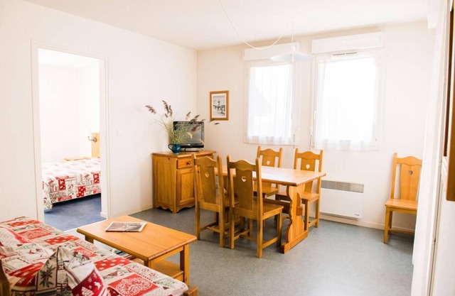 Fitness, balcony, parking, tv, ski locker, 34m², La Norma