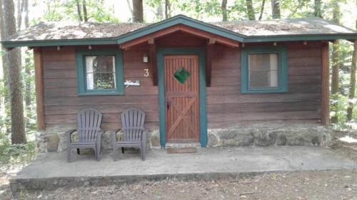 Five Points Lake Hamilton Cabin 3