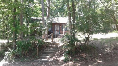 Five Points Lake Hamilton Cabin 6