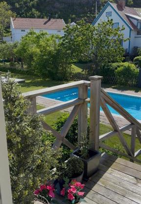 Fjällbacka semesterpärla med pool!
