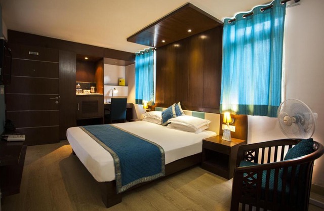 Flag House Resort