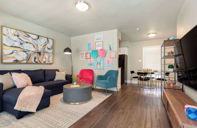 Flamingo 2 | 1-Bedroom| Near Downtown & The Domain