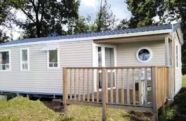 Flower Camping Le Belvédère * - Mobil-home Comfort Plus ANDER - 3 bedrooms 6 persons