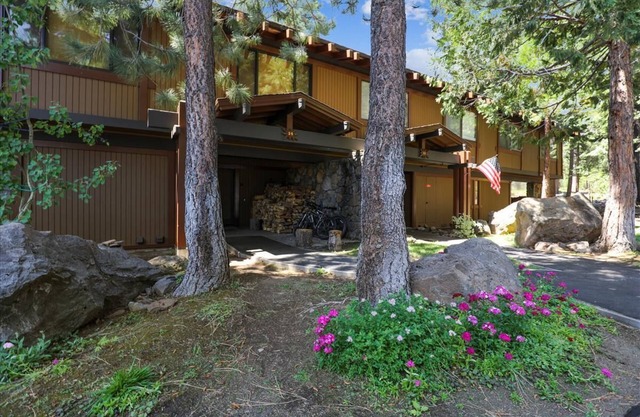 Forested Lakeview Rocky Ridge Unit #54