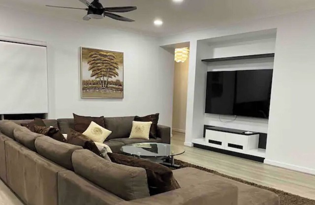 Forget your worries in this spacious and serene space