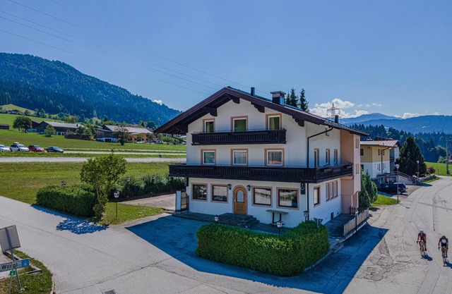 Former inn at the Itter valley station