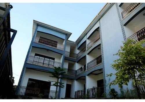 Fort Breeze Hotel