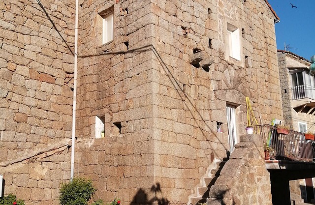 Fortified house (16th century tower) in the heart of a village in southern corsica