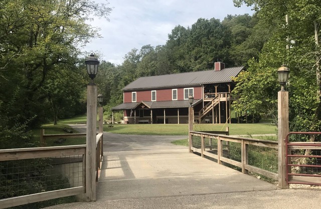 Fossil Creek Woodlands.Rustic, Private, Retreat