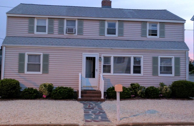 Fourth House From the Beach! Great Family Vacation House!