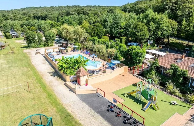 Campsite Le Pont de Mazerat* - Mobile home Select LV Clim Plancha Wifi 3 rooms 4 people