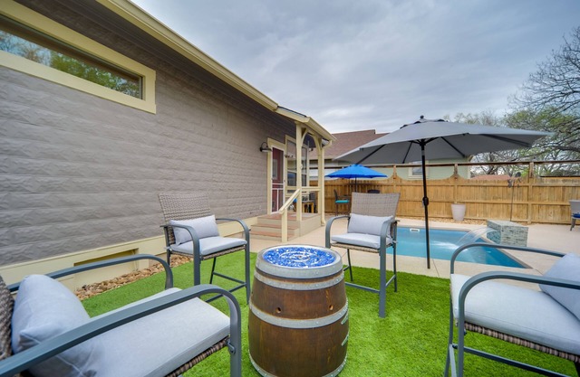 Fredericksburg Home w/Pool ~ 1 Mi to Main Street!